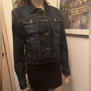 Jacket Jean Blue front and side pockets long sleeves Sz med